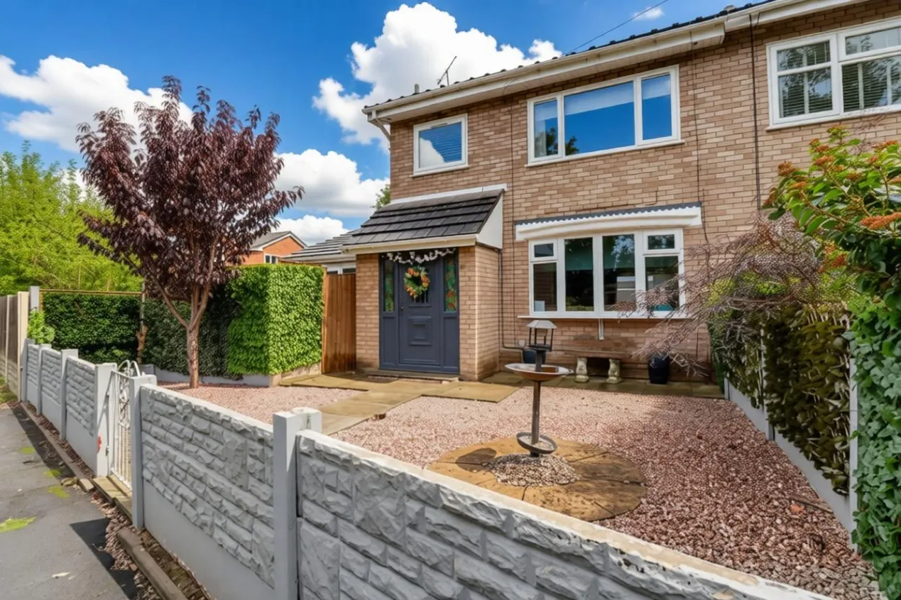 Llandovery Close, Winsford, photo 2