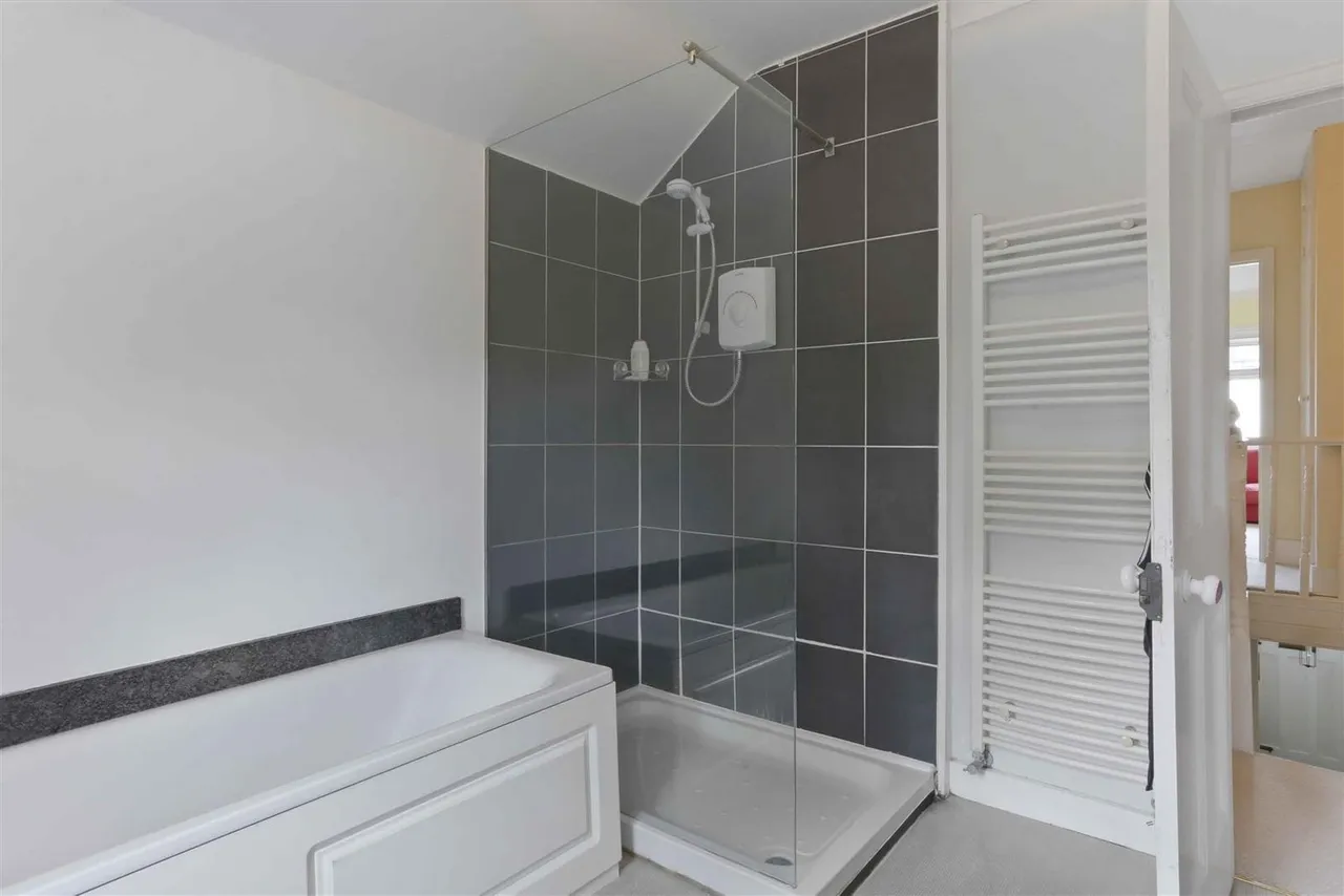 Duffield Road, Tadworth, Walton On The Hill, KT20 7UQ, photo 19