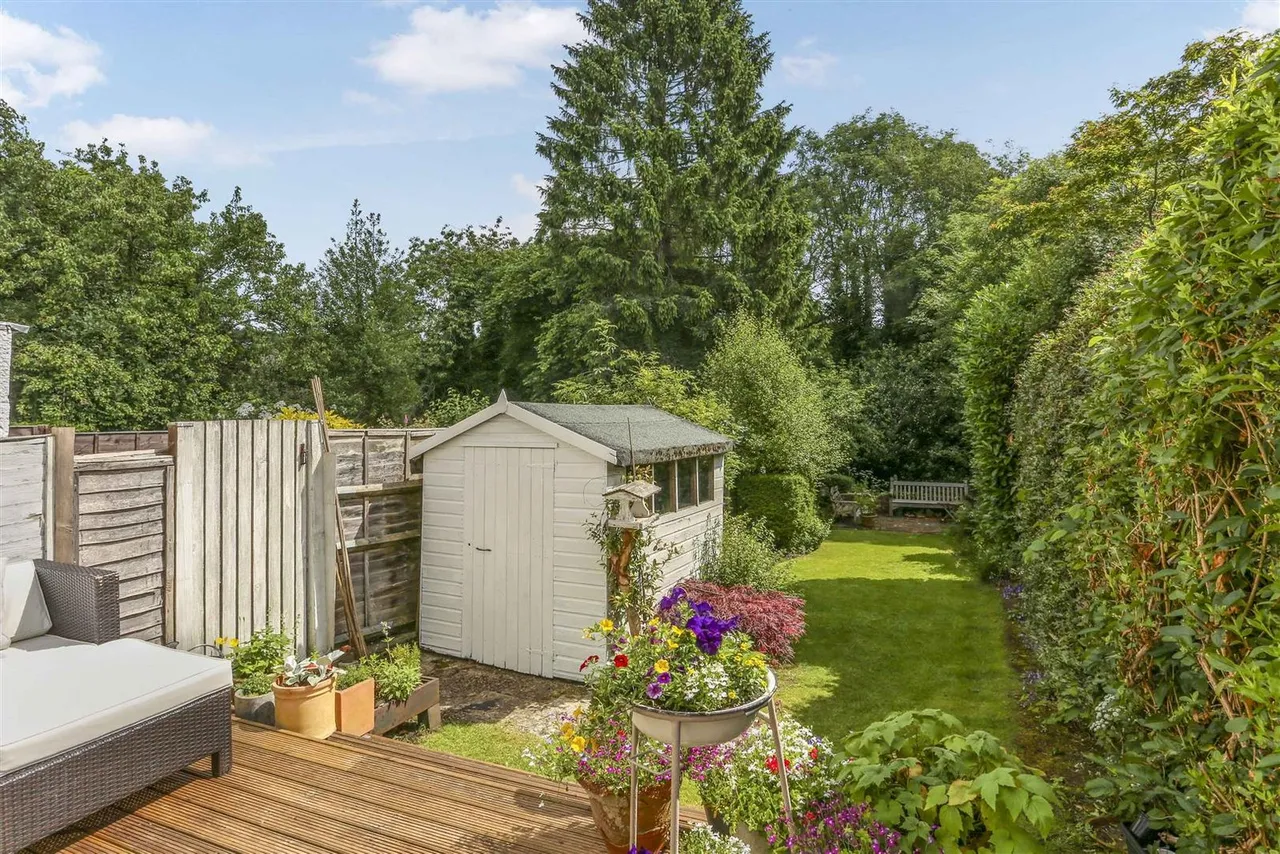Duffield Road, Tadworth, Walton On The Hill, KT20 7UQ, photo 4