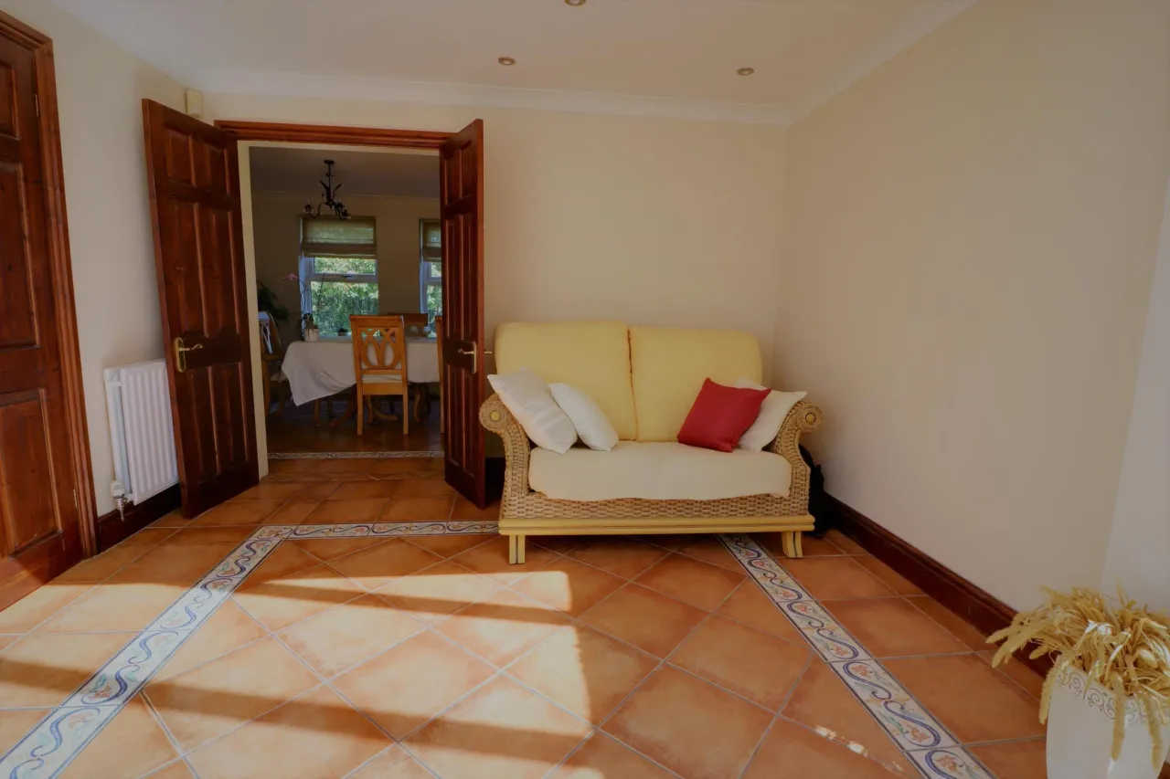 Chilcombe Drive, Telford, photo 9