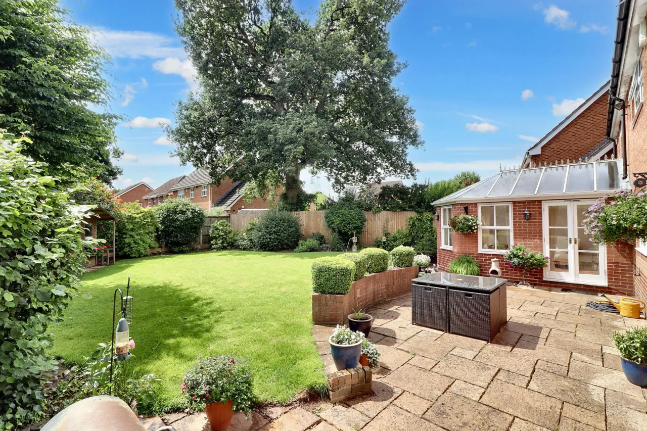 Chilcombe Drive, Telford, photo 24