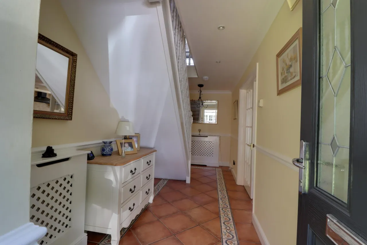 Chilcombe Drive, Telford, photo 2