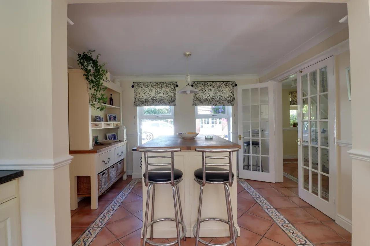 Chilcombe Drive, Telford, photo 7