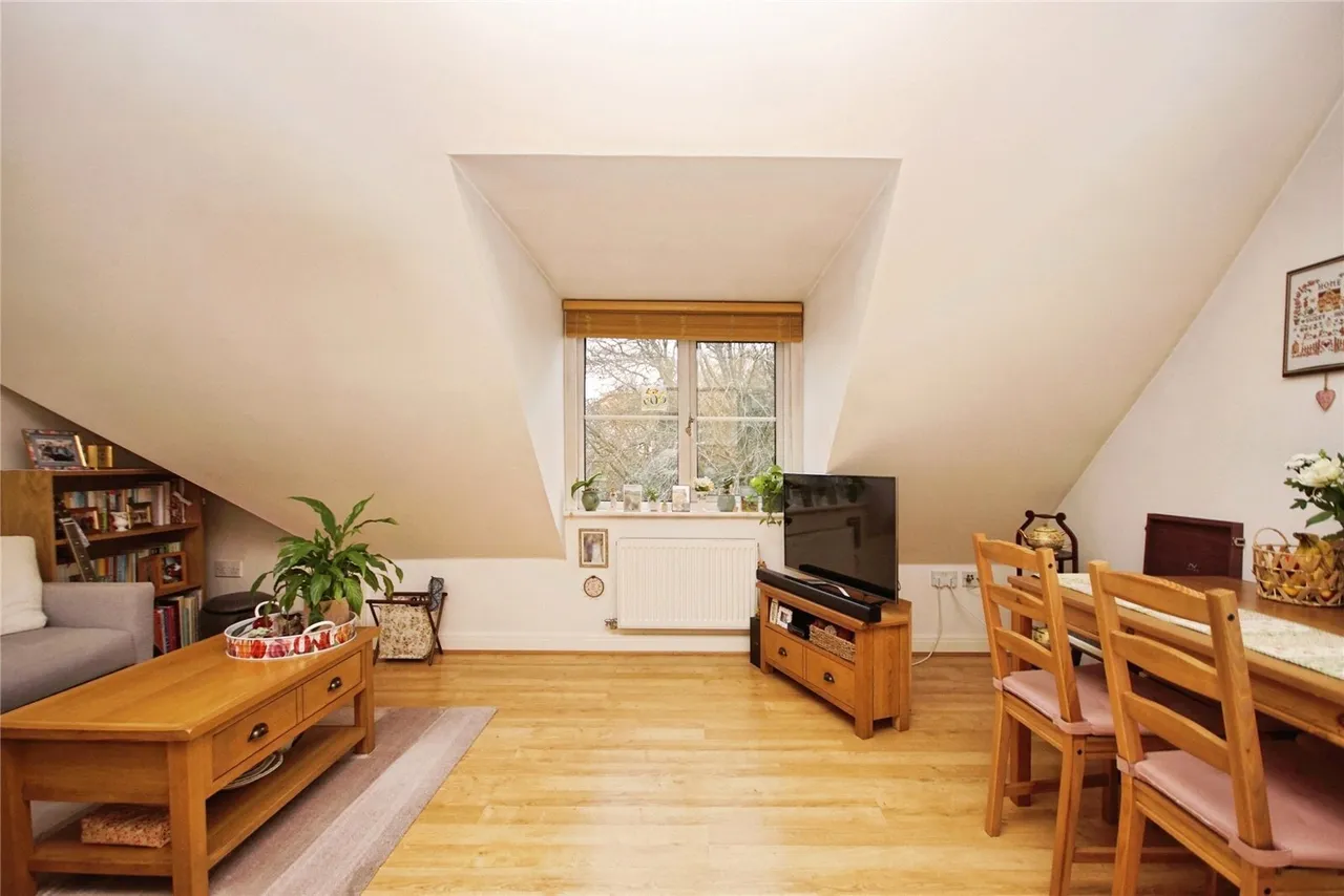 Summit Close, Kingswood, Bristol, BS15, photo 4