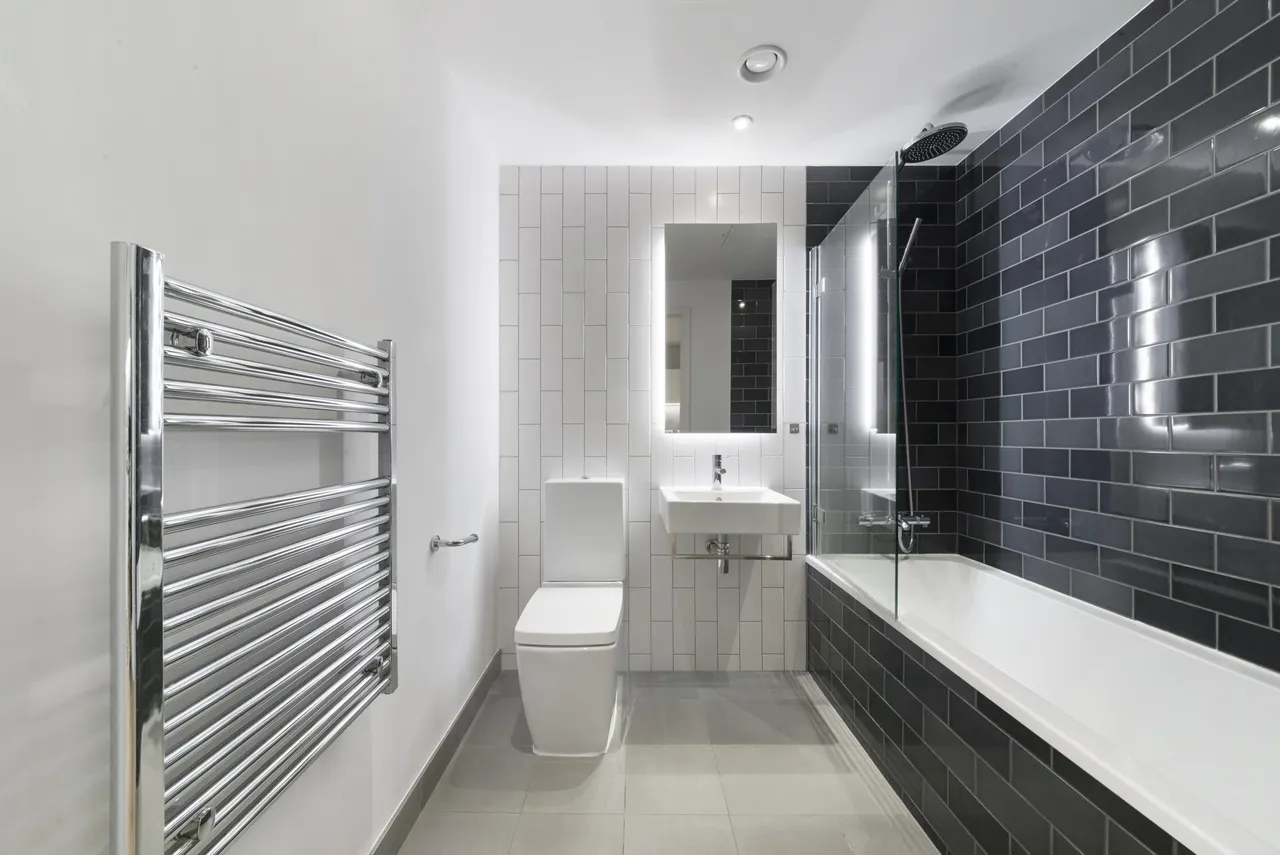 Mercier Court, Royal Wharf, E16, photo 8