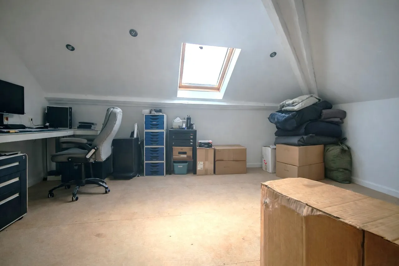 St. Johns Road, Eastleigh, photo 9