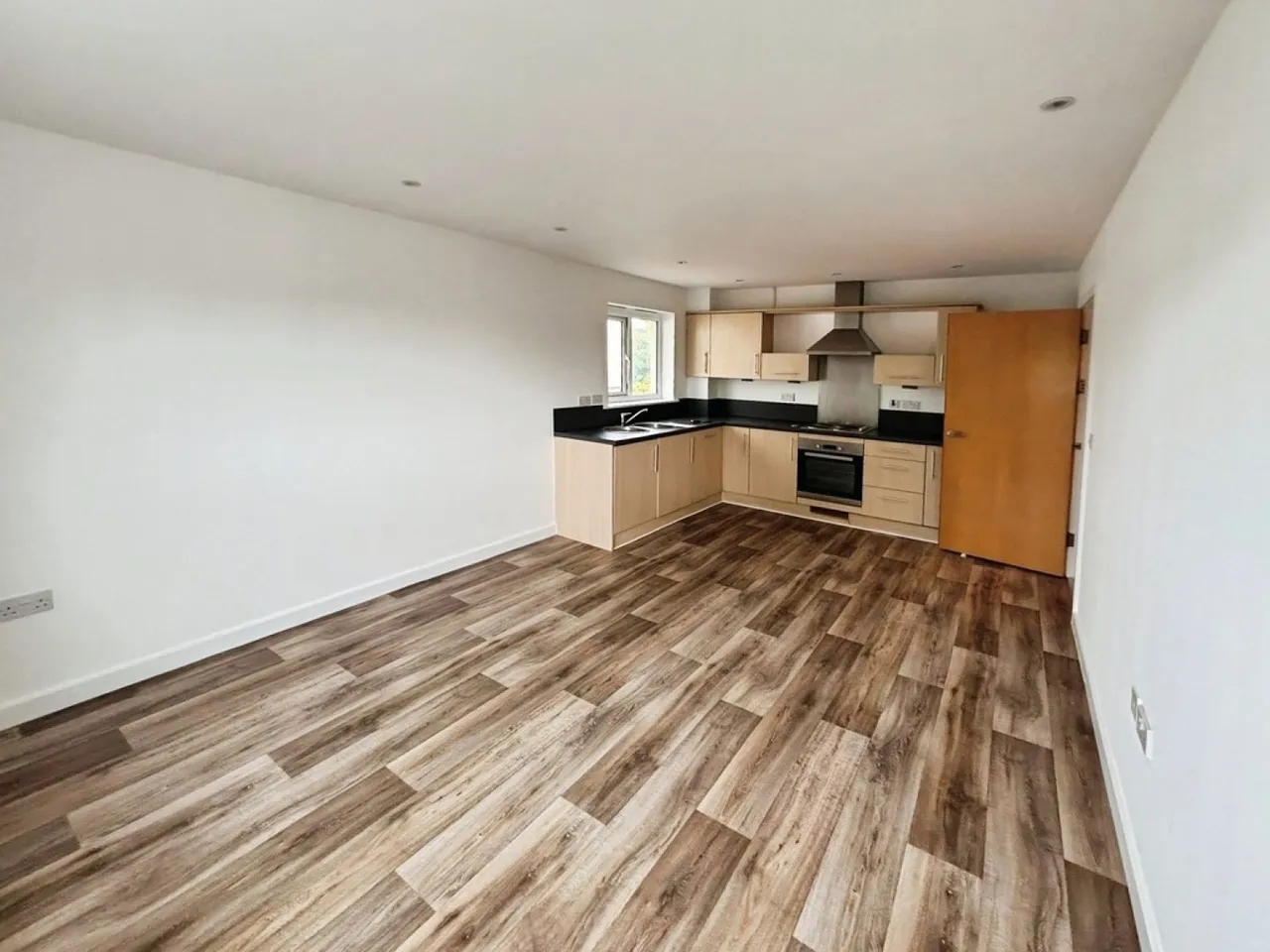 Hatherley Lane, Cheltenham, photo 2