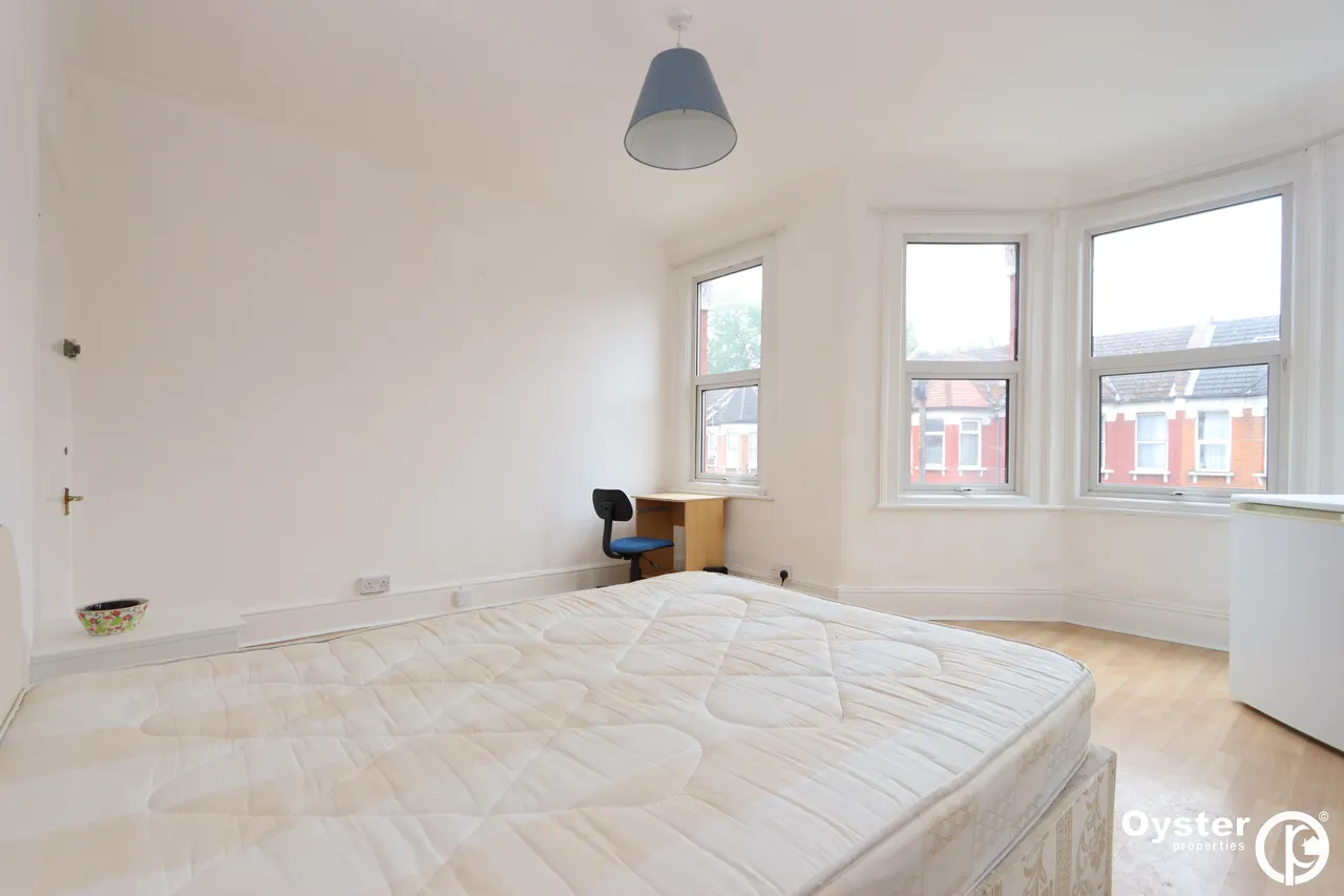 Woodside Gardens, London, N17, photo 4