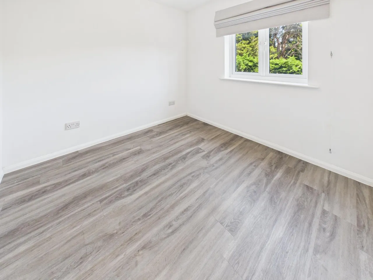 Odette Gardens, Tadley, RG26, photo 10