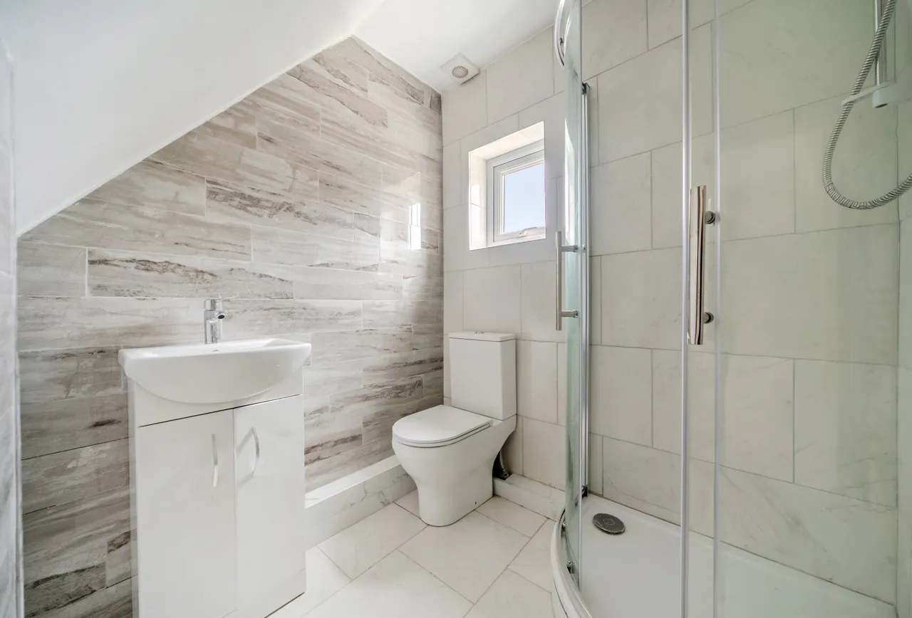 Bath Road, Stroud, GL5 3JL, photo 2