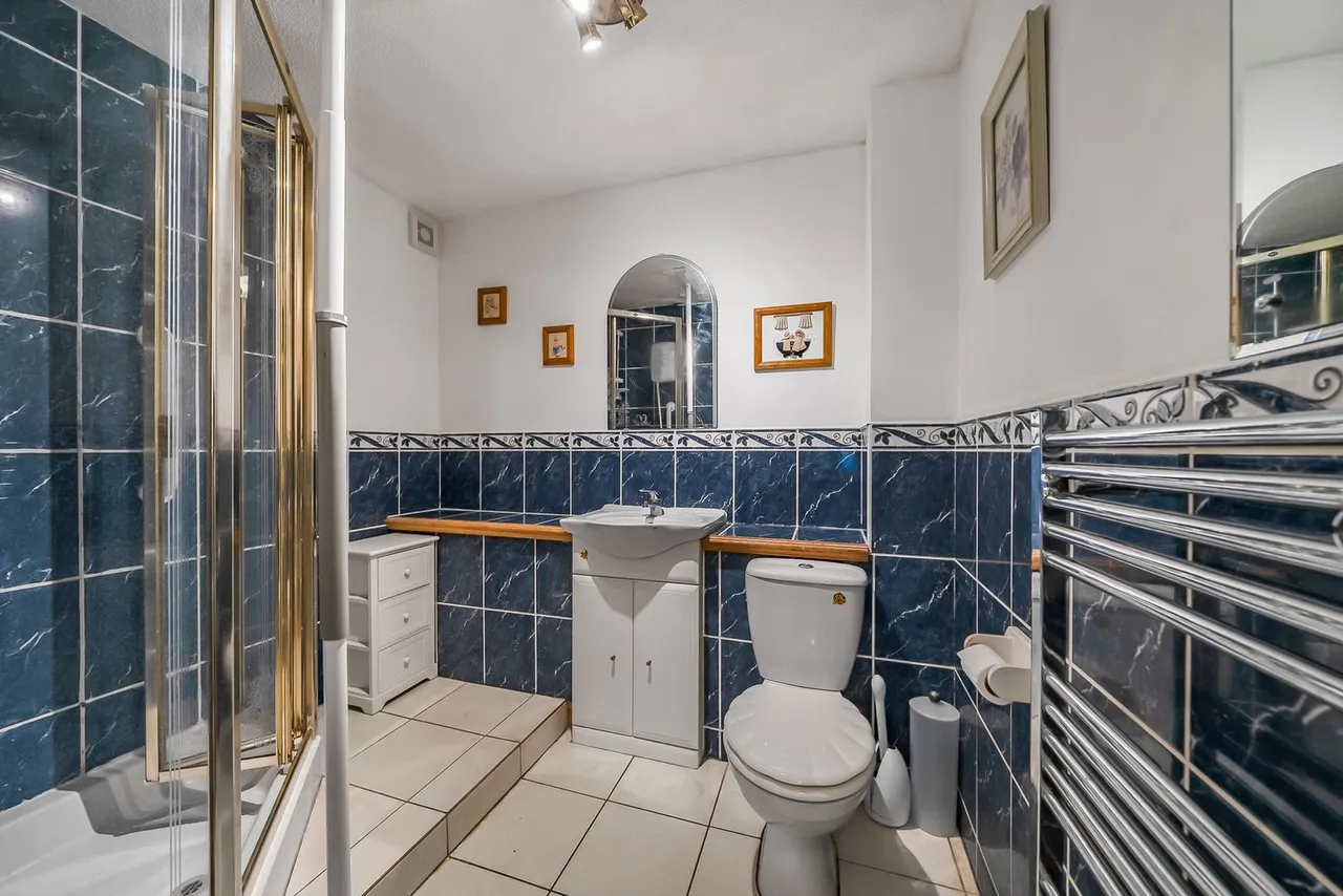 Octavia Way, Staines-up, photo 14