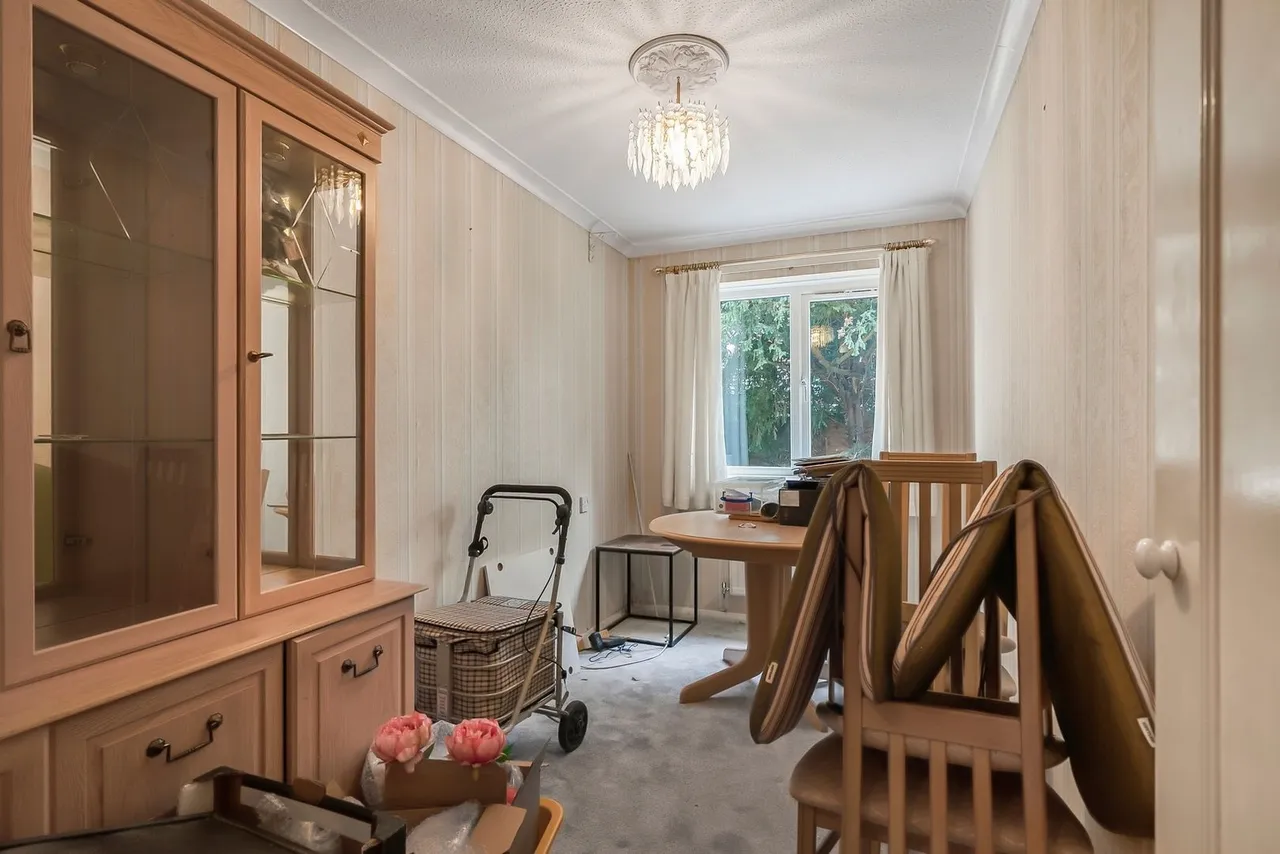 Octavia Way, Staines-up, photo 9