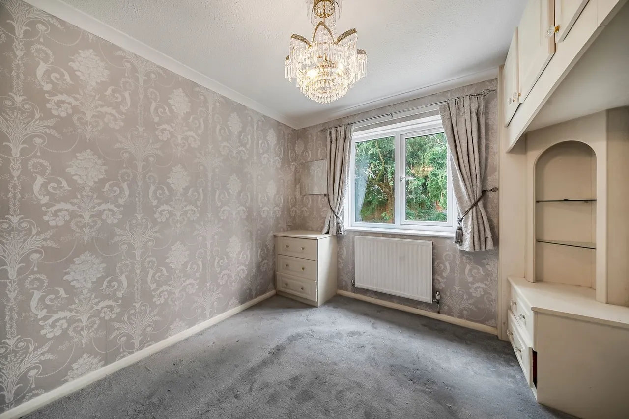 Octavia Way, Staines-up, photo 11