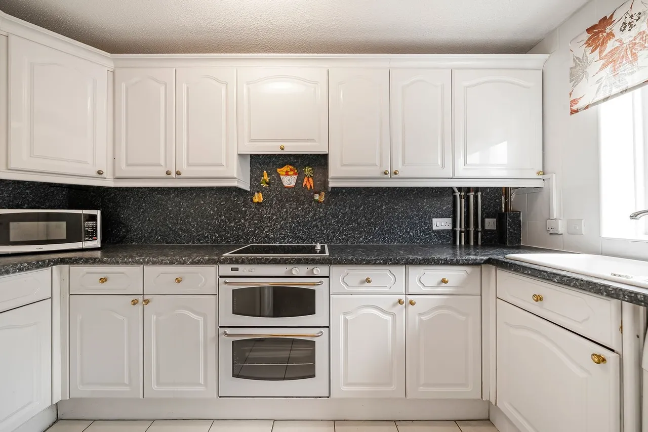 Octavia Way, Staines-up, photo 7