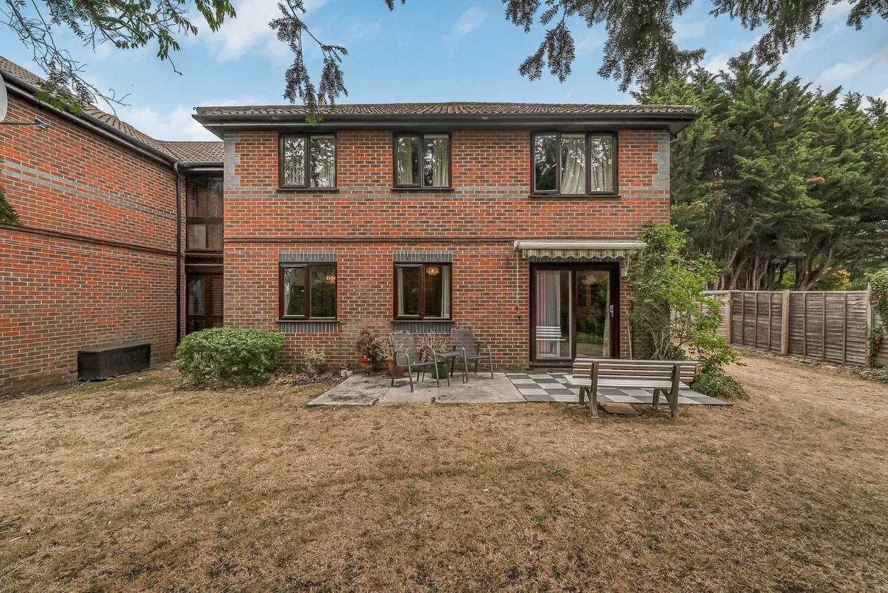 Octavia Way, Staines-up, photo 18