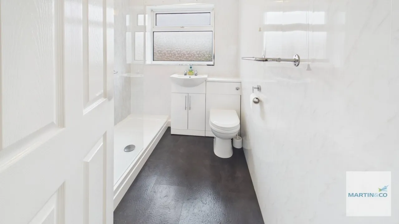 Tame Street, Ketllebrook, B77, photo 23