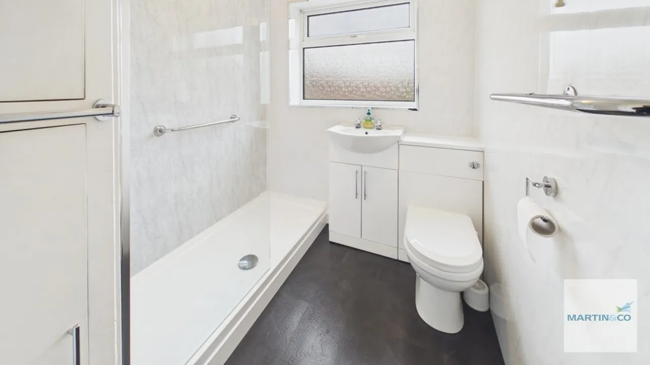 Tame Street, Ketllebrook, B77, photo 22
