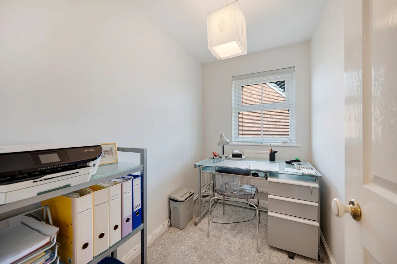York Crescent, Wilmslow, photo 26
