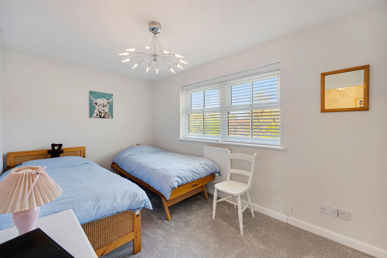 York Crescent, Wilmslow, photo 25