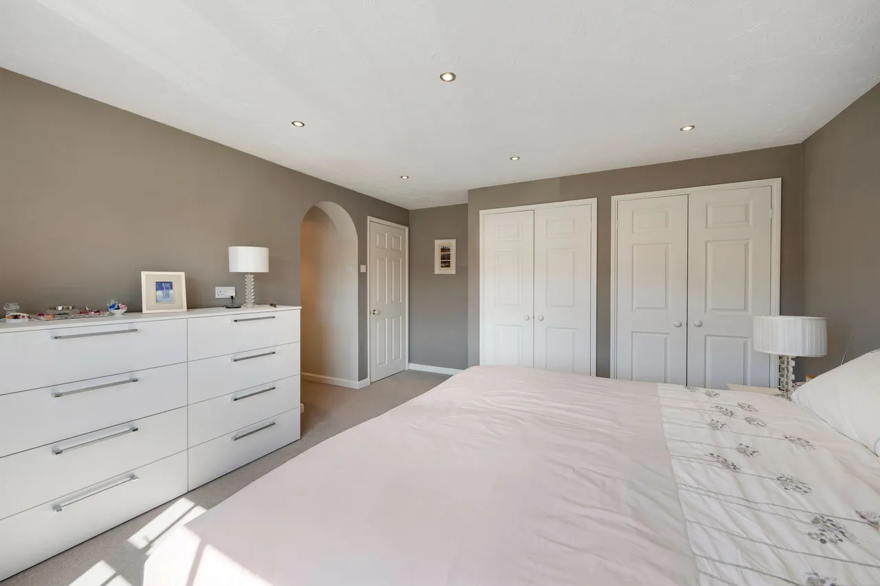 York Crescent, Wilmslow, photo 21