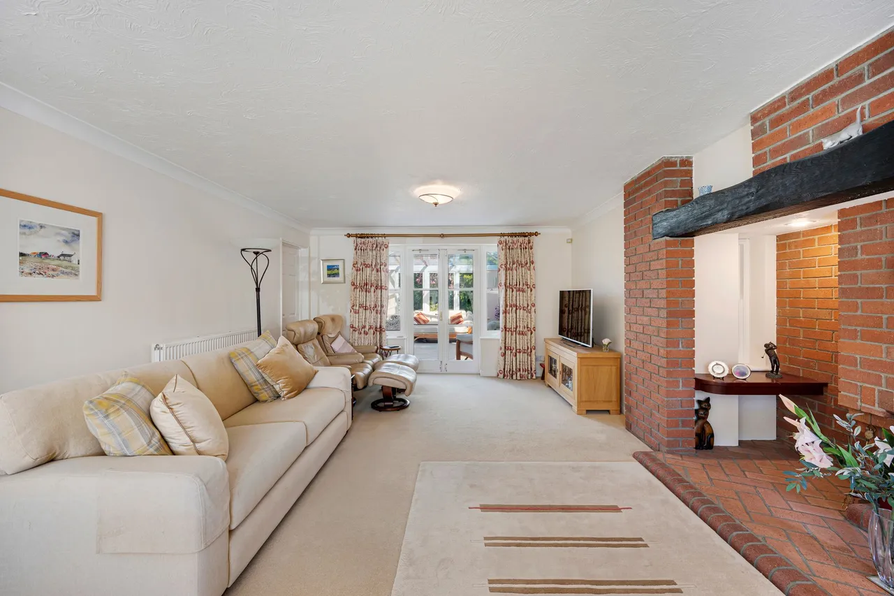York Crescent, Wilmslow, photo 10