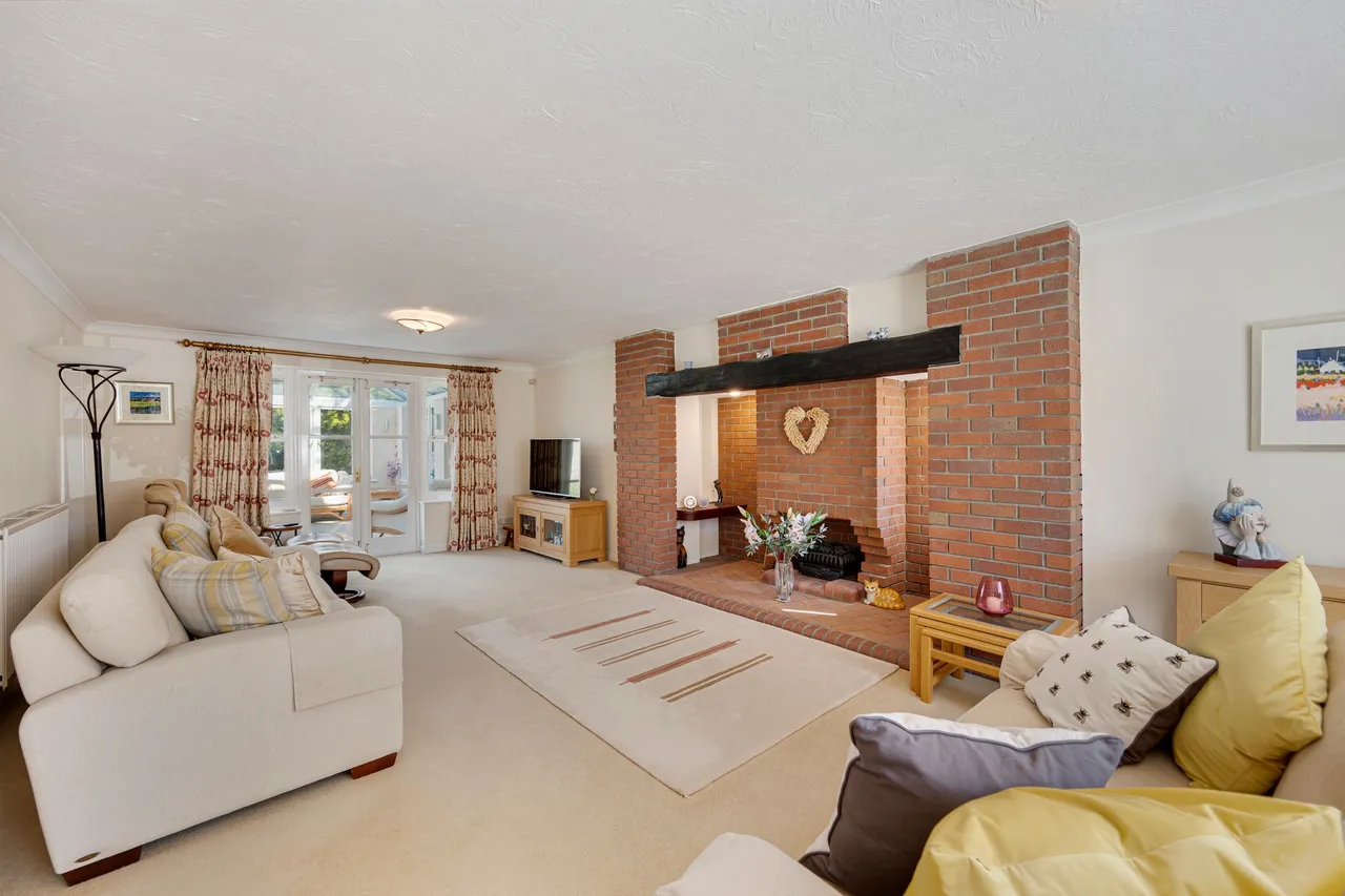 York Crescent, Wilmslow, photo 9