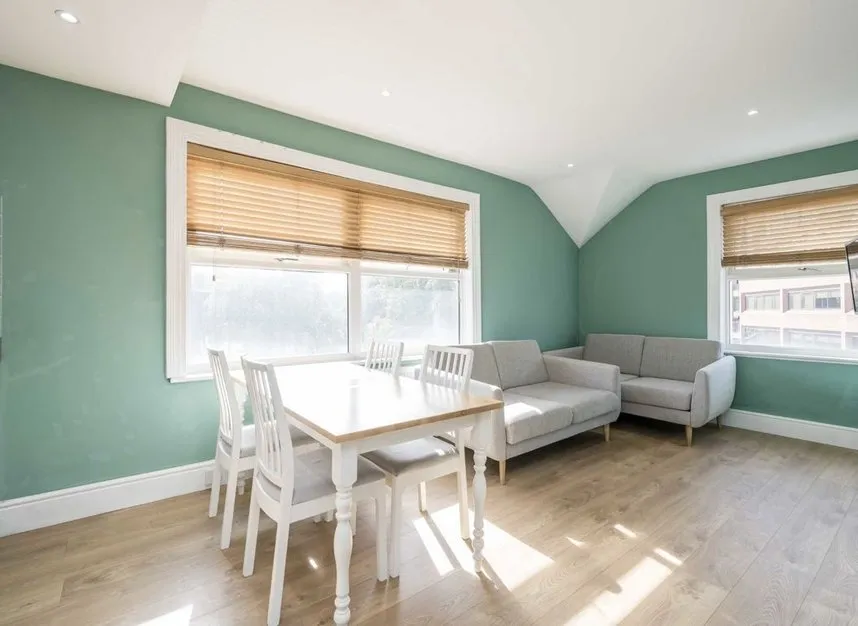 Uxbridge Road, Shepherds Bush, W12, photo 6