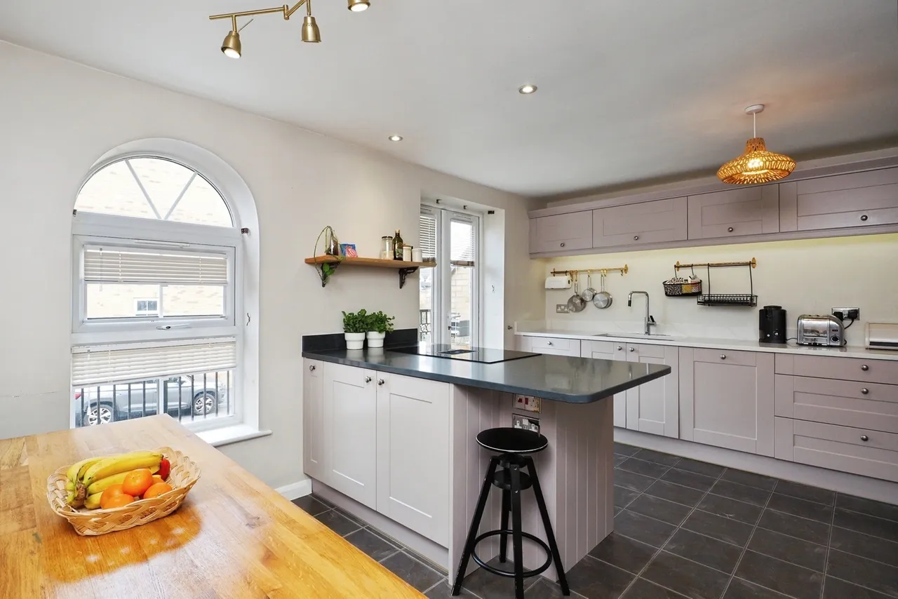 Alderman Close, Beeston, NG9, photo 5