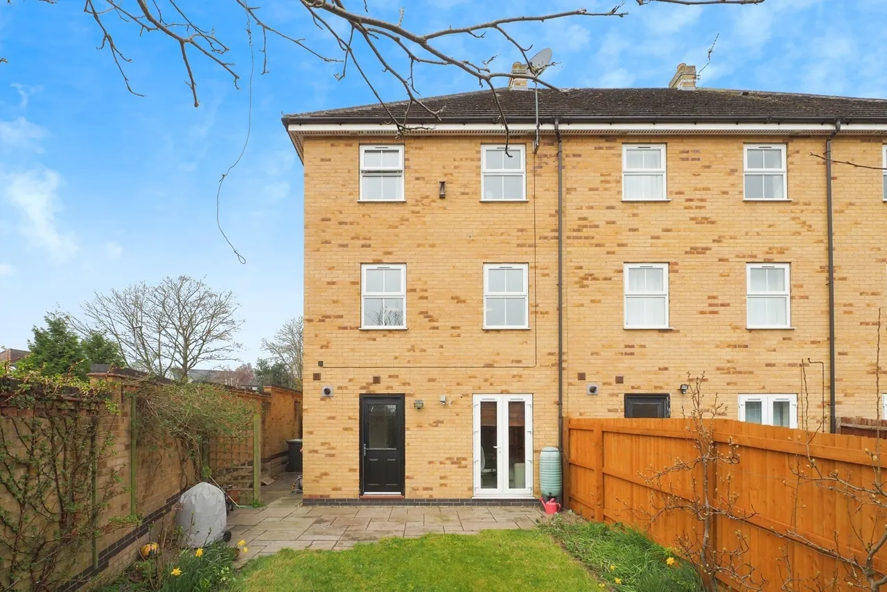 Alderman Close, Beeston, NG9, photo 17