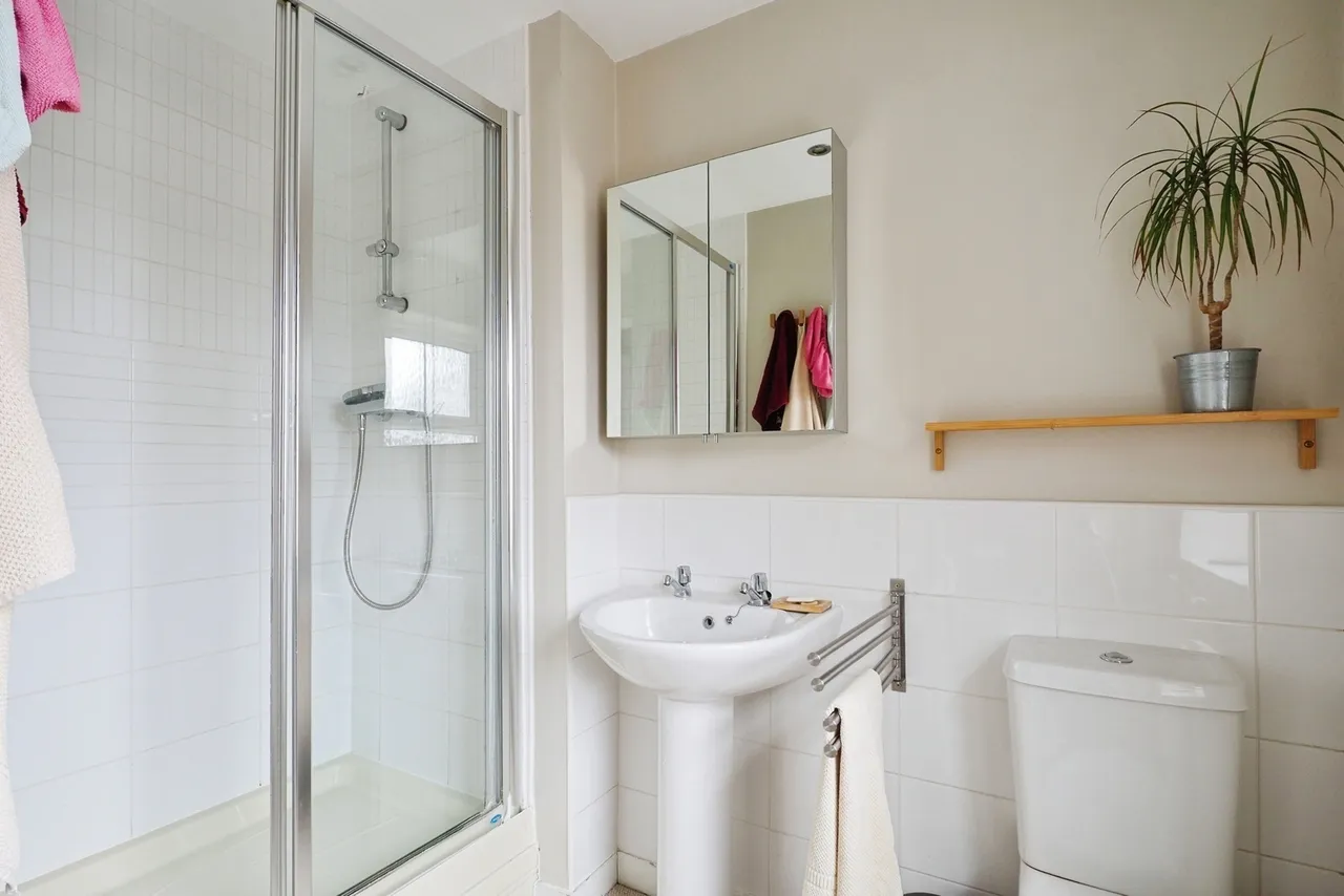 Alderman Close, Beeston, NG9, photo 11