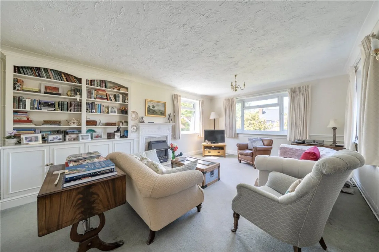 Cupernham Lane, Romsey, SO51, photo 3