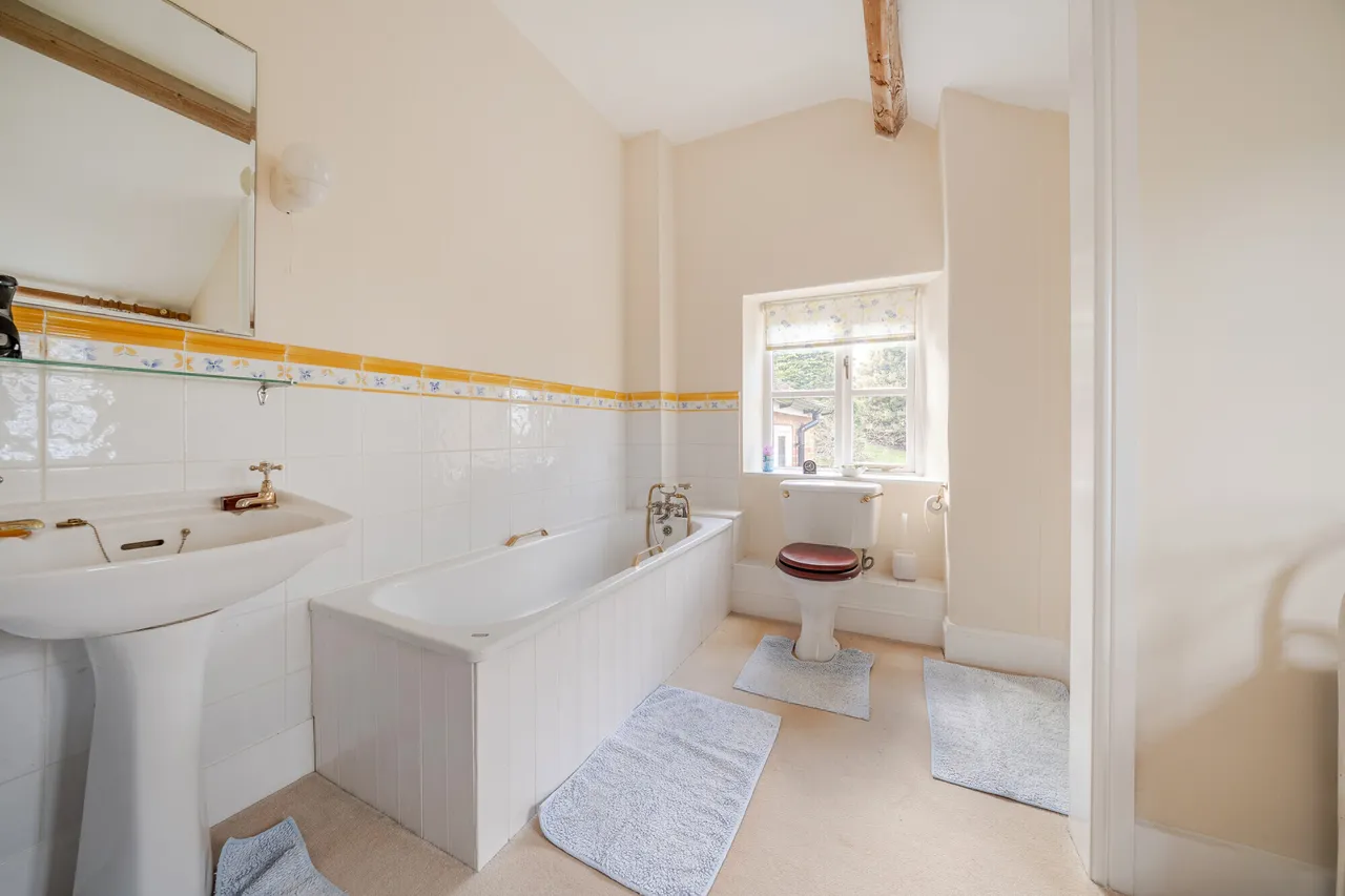 Church Road, Great Cheverell, SN10, photo 20