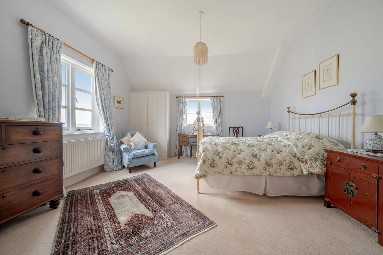Church Road, Great Cheverell, SN10, photo 15