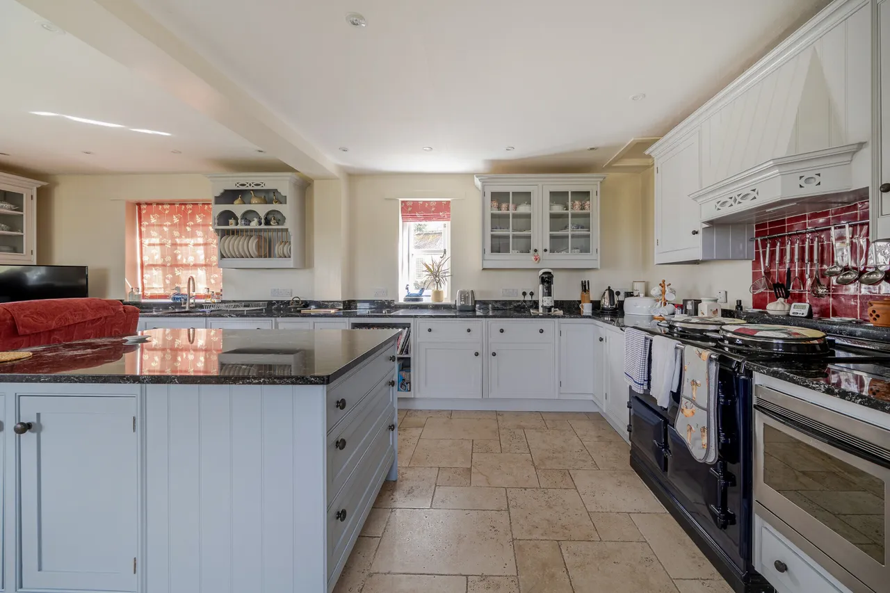 Church Road, Great Cheverell, SN10, photo 3