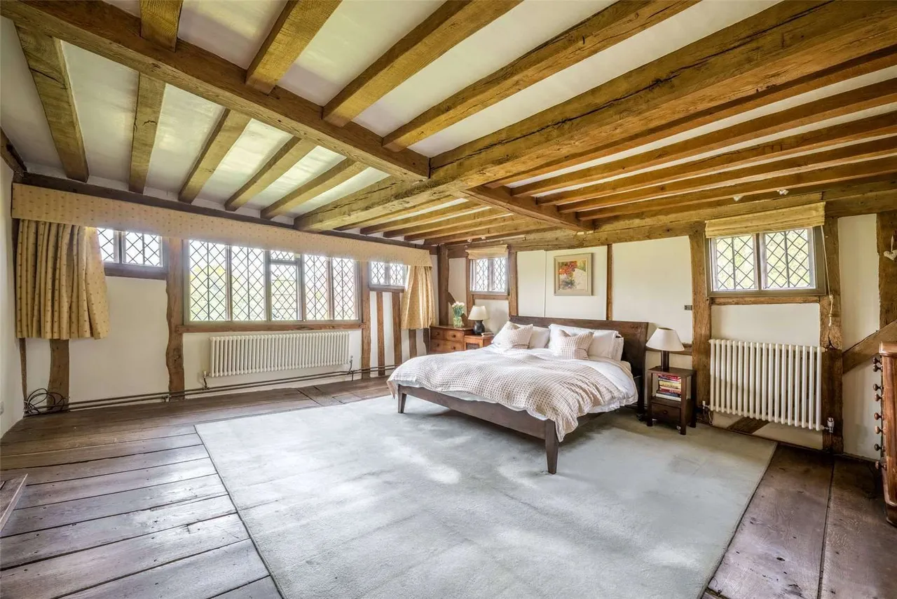 Sissinghurst Road, Biddenden, Ashford, Kent, TN27 8EX, photo 11