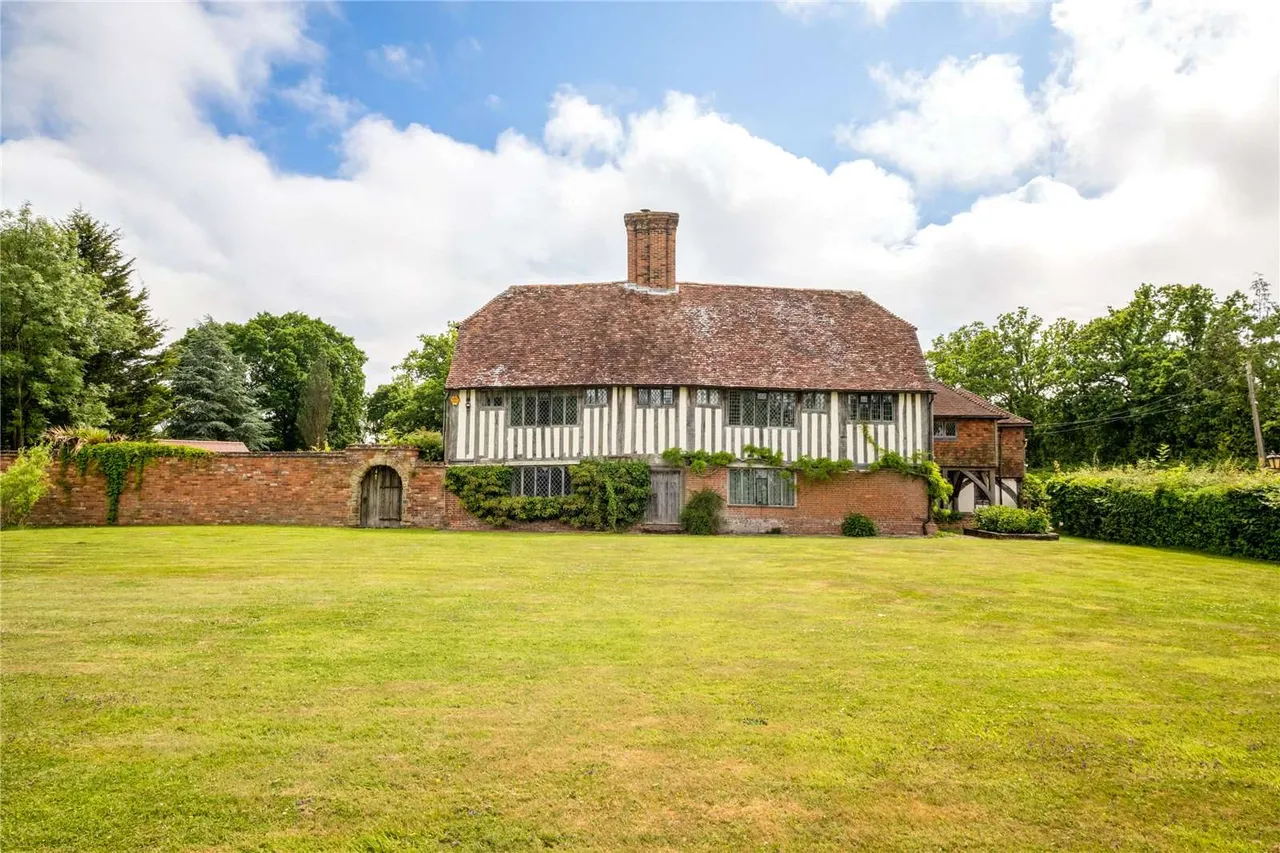 7 bed house for sale — Sissinghurst Road, Biddenden, Ashford, Kent, TN27 8EX