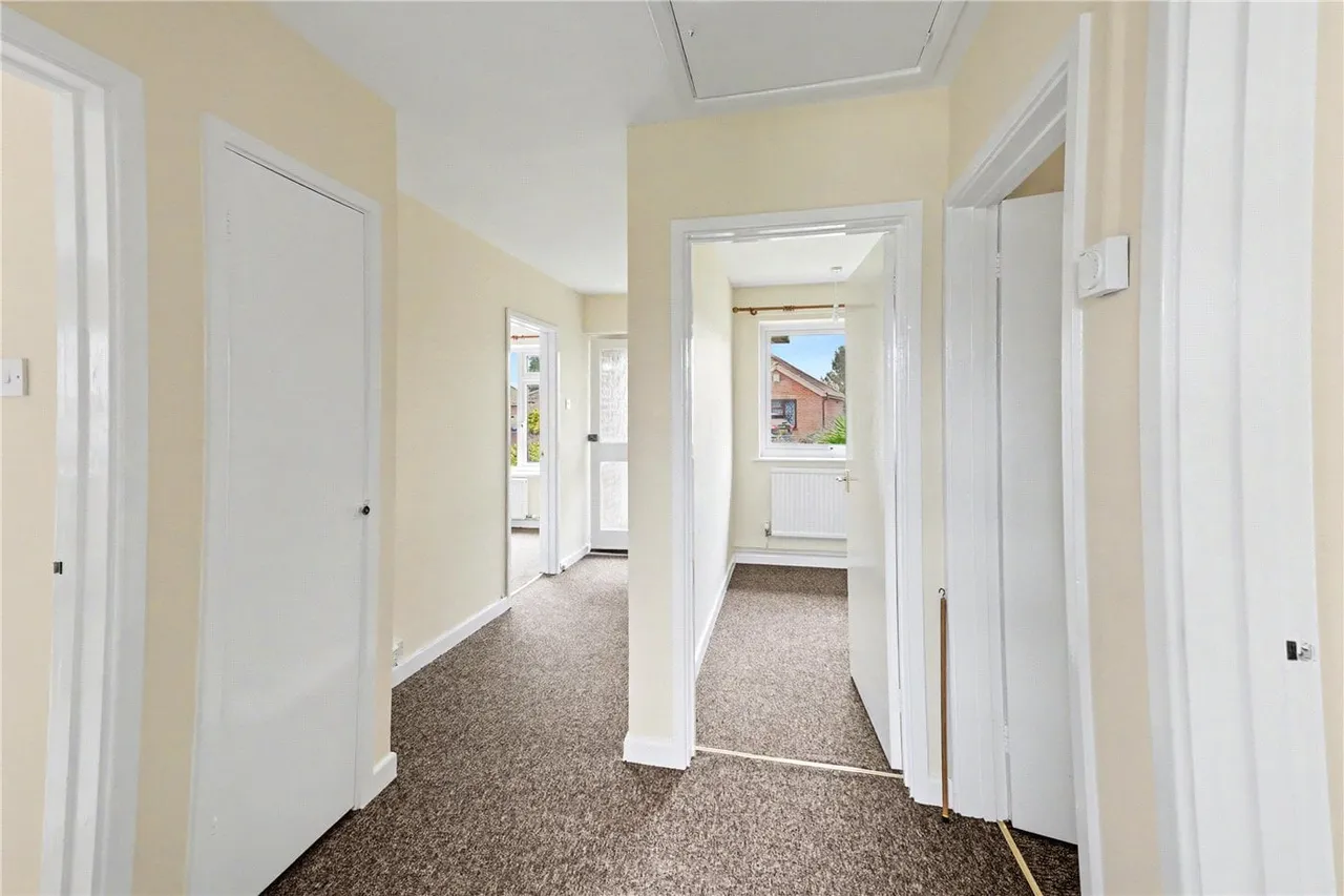 Mountfield Avenue, Hellesdon, Norwich, Norfolk, NR6, photo 4