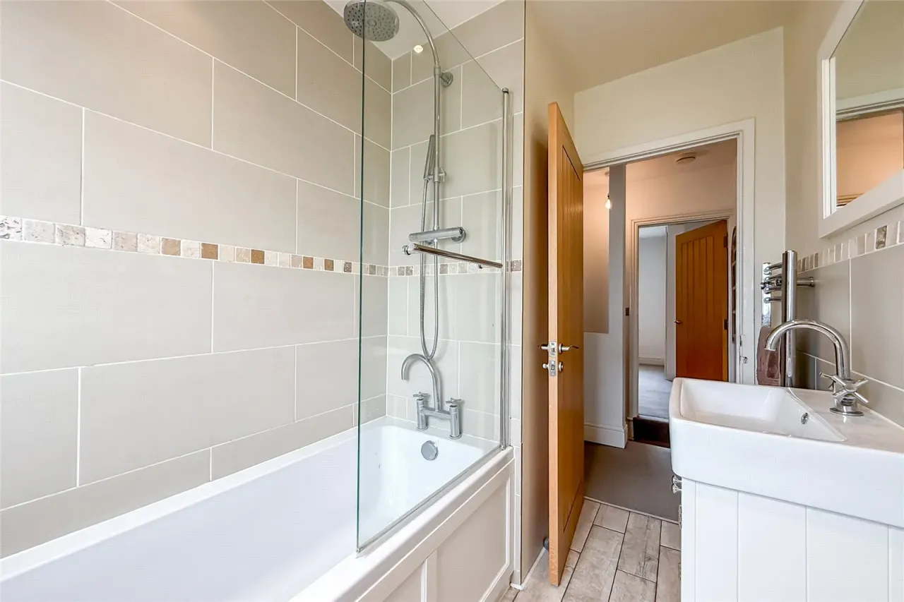 Riverside Road, St. Albans, Hertfordshire, AL1 1SF, photo 7
