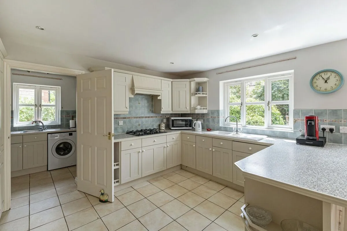 Smith Barry Road, Upper Rissington, GL54, photo 7