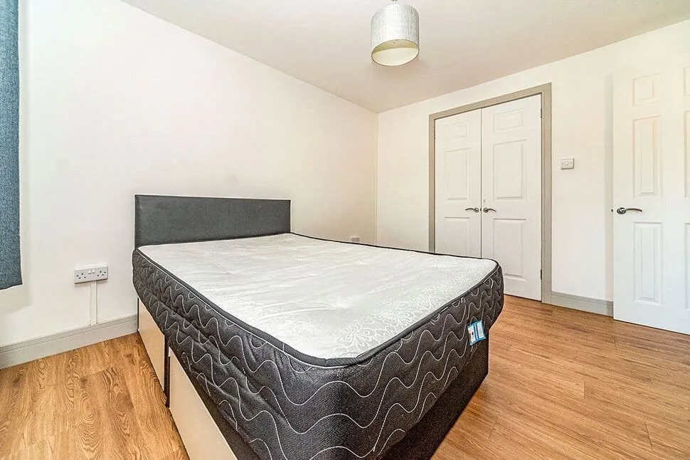 Shephall Way, Stevenage, SG2, photo 8