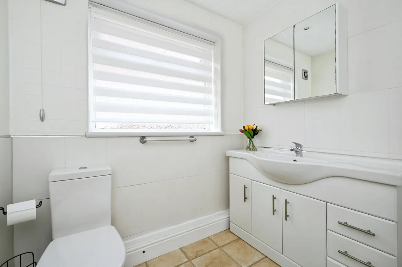Southwell Road East, Rainworth, Mansfield, Nottinghamshire, NG21, photo 13