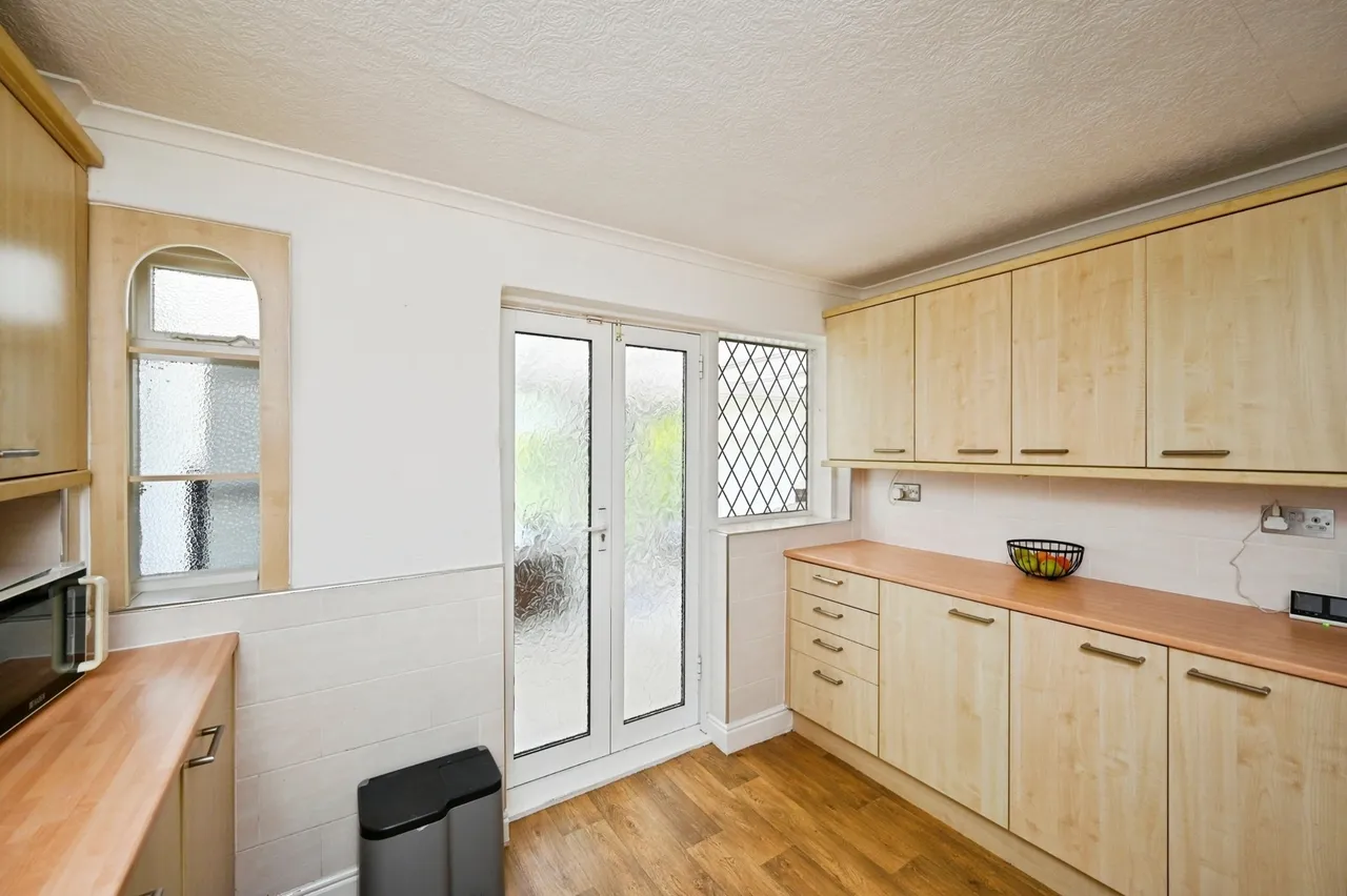 Southwell Road East, Rainworth, Mansfield, Nottinghamshire, NG21, photo 16
