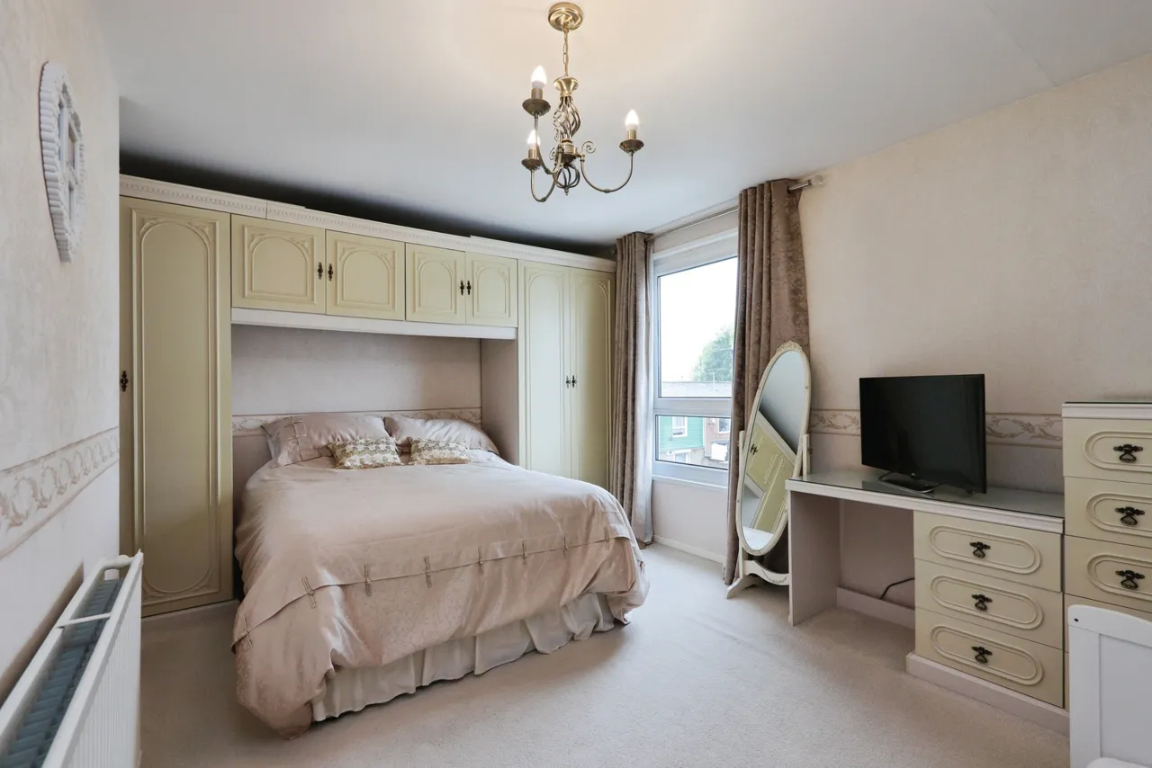 Lingfoot Crescent, Sheffield, photo 8