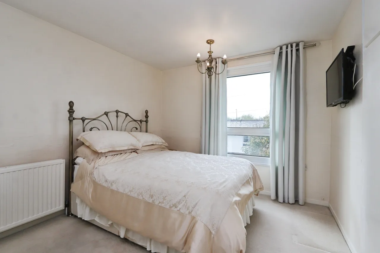 Lingfoot Crescent, Sheffield, photo 10