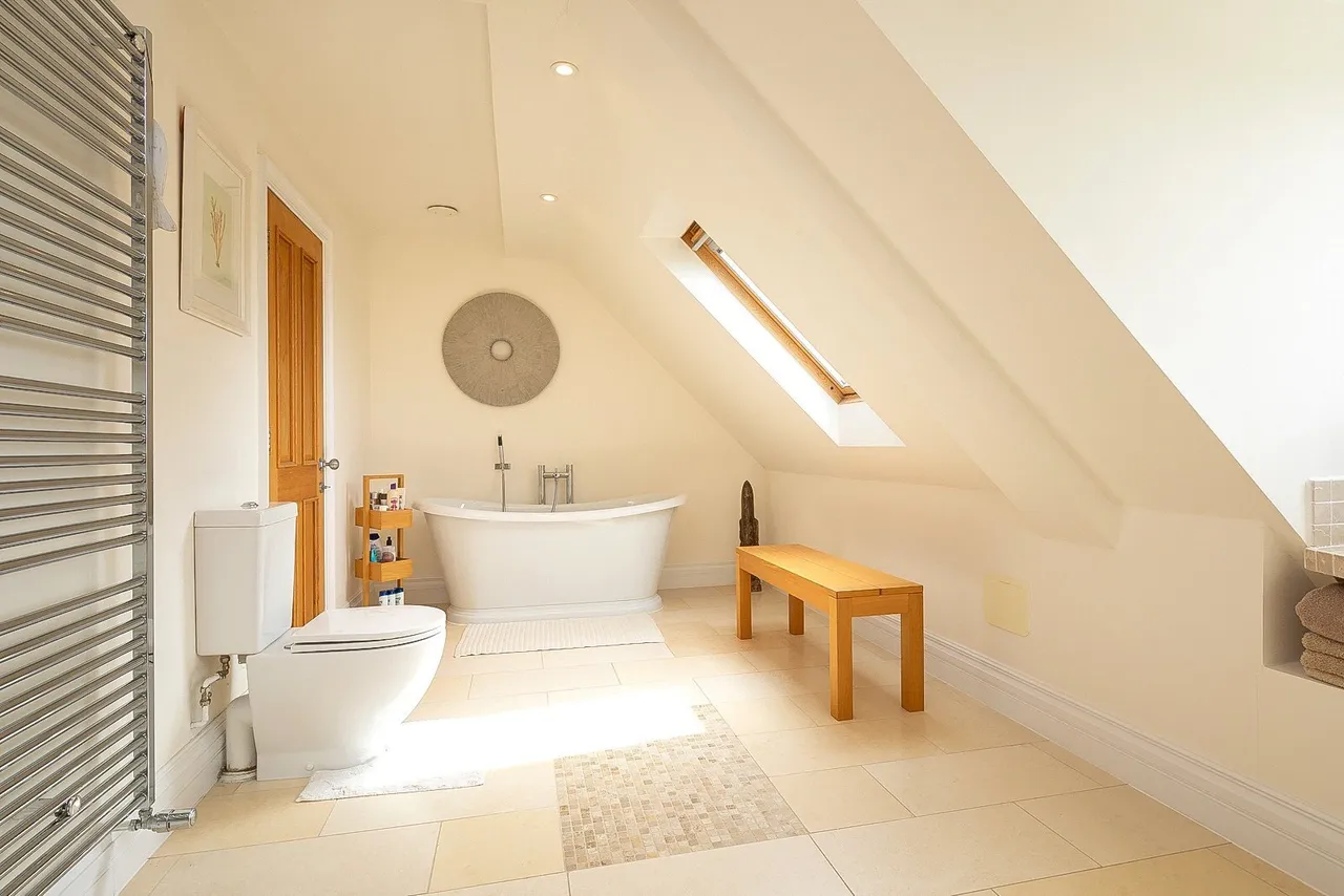 Lodge Road, Crafton, LU7, photo 21