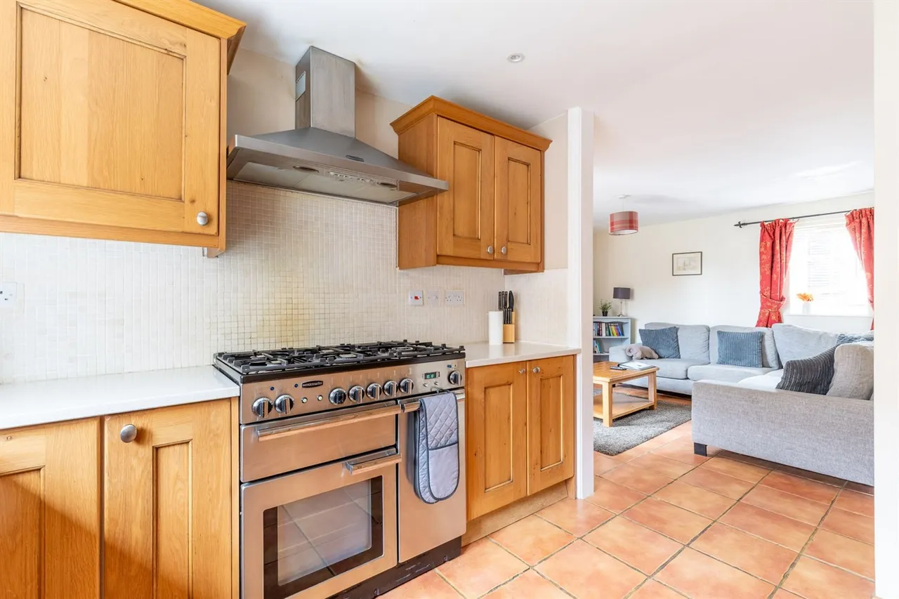 Forest Road, Tarporley, photo 7