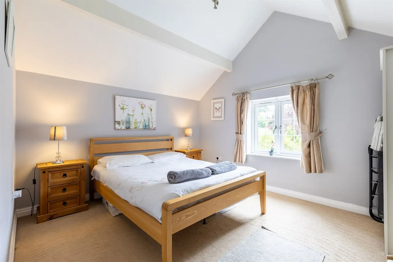 Forest Road, Tarporley, photo 8