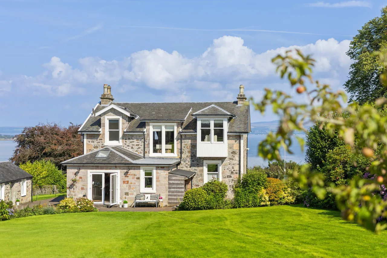 Cliff Cottage, Ardencraig Road, Rothesay, Isle of Bute, PA20 9LA, photo 44