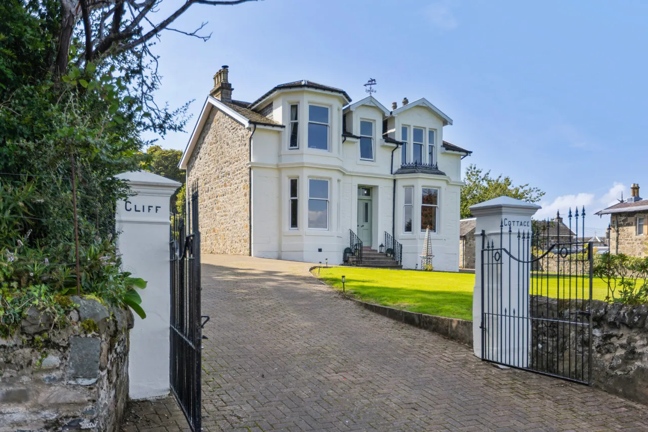 Cliff Cottage, Ardencraig Road, Rothesay, Isle of Bute, PA20 9LA, photo 43