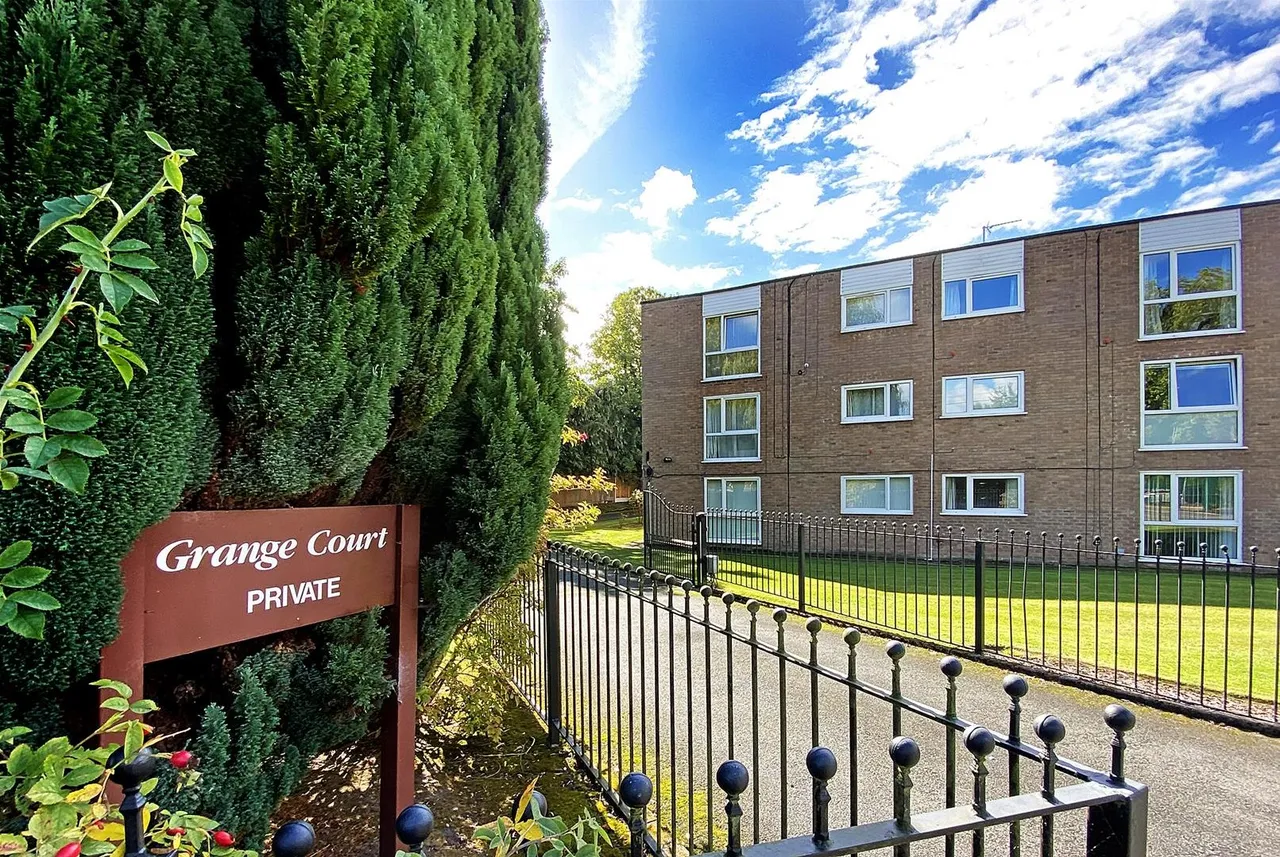Grange Road, Bowdon, Cheshire WA14 3EU, photo 20